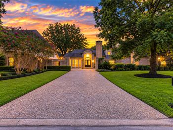 807 Spear Point Cove