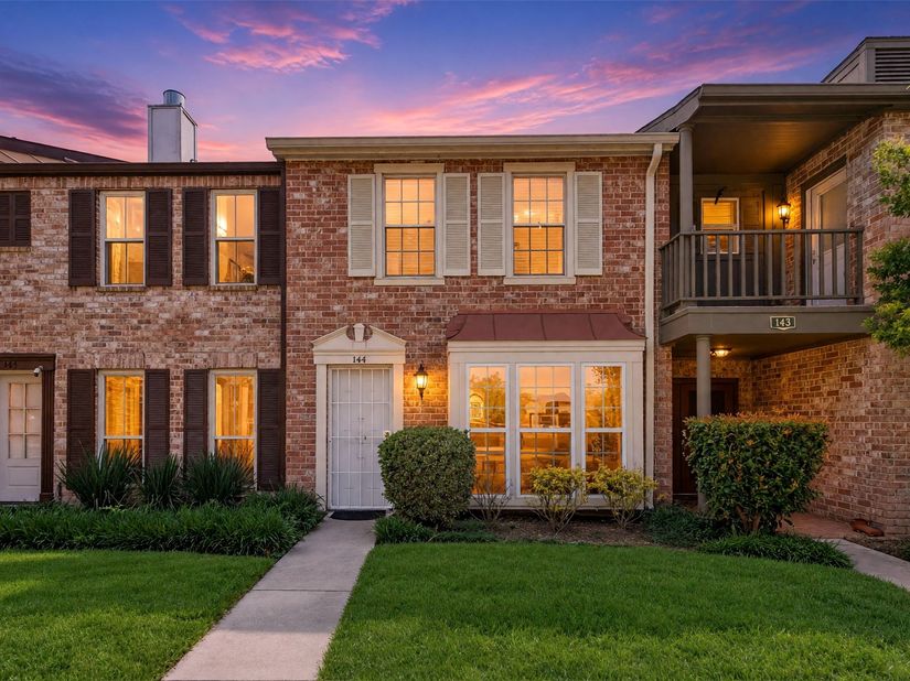5801 Lumberdale Road 144, Houston TX 77092