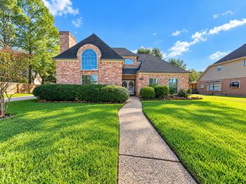 19122 Putting Green Drive