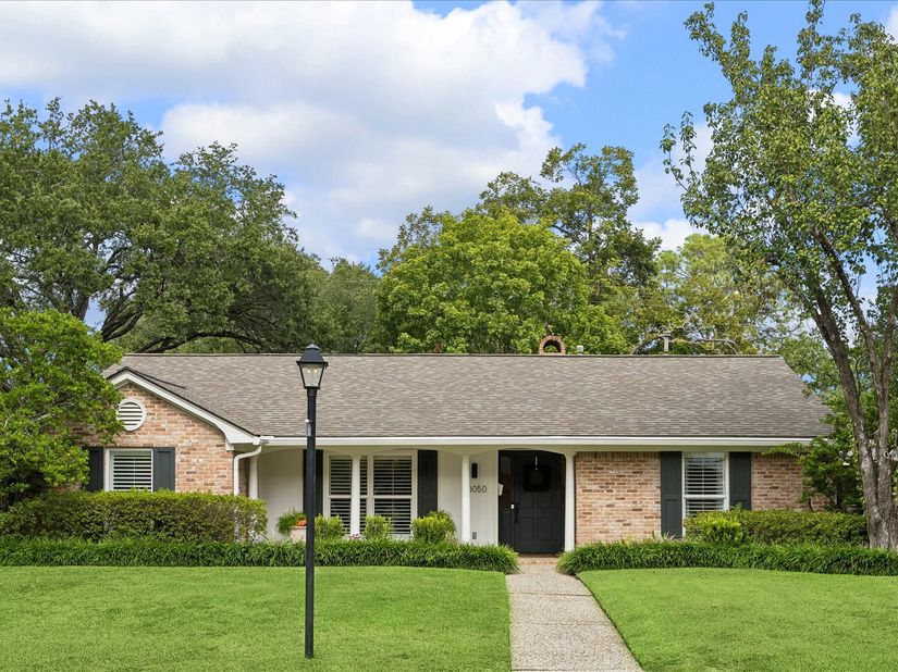 10050 Wickersham Lane, Houston TX 77042