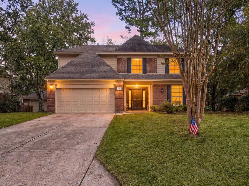 34 Firethorn Place, The Woodlands TX 77382