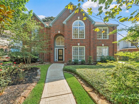 18 S Dragonwood Place, Spring TX 77381