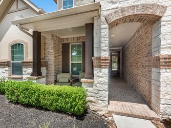 14 Larchfield Court