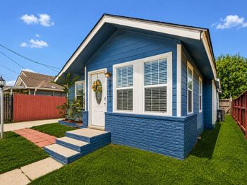 3205 Eastex Freeway