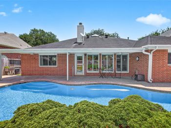 4027 Harwood Drive