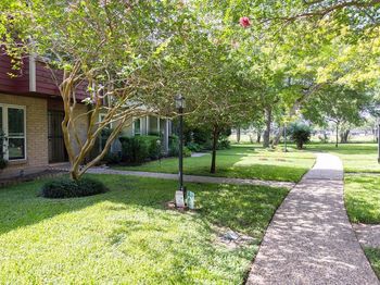 9517 Fondren Road
