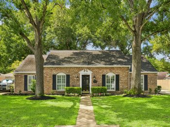 13931 Barryknoll Lane