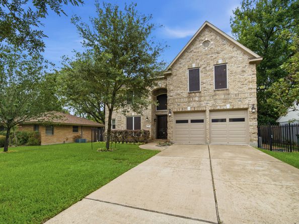11211 Greenwillow Street, Houston TX 77035