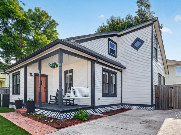 904 Arlington Street, Houston TX 77008