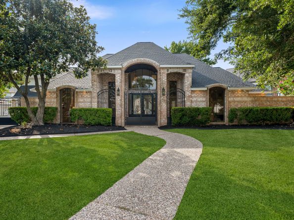 910 Cranberry Hill Court, Houston TX 77079