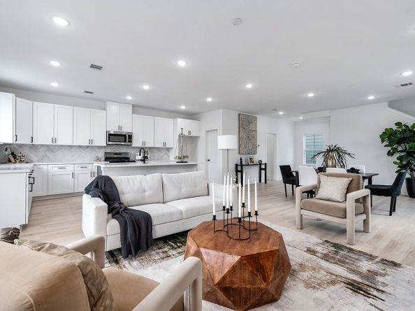 1515 Euel Street, Houston TX 77009