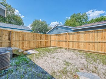 6715 Victoria Street