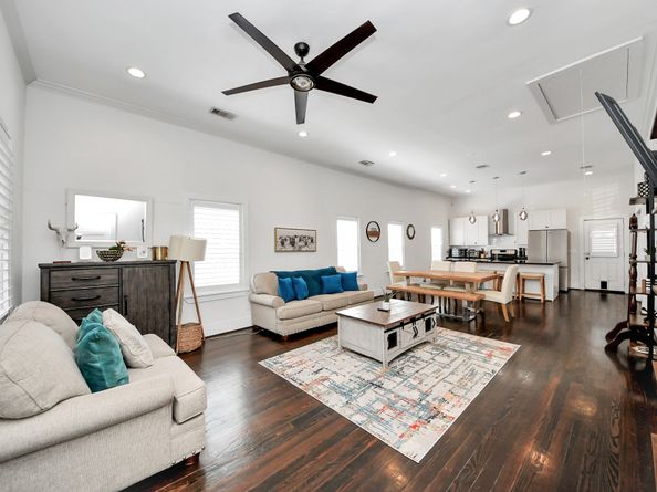 12 Stiles Street, Houston TX 77011