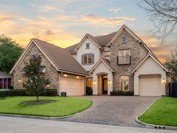 11614 Montmarte Boulevard, Houston TX 77082