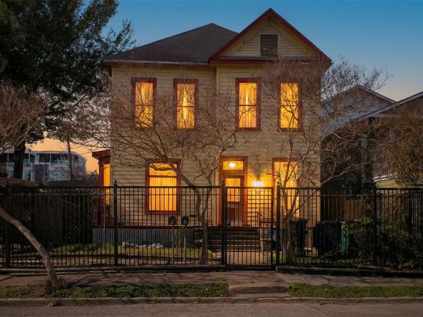 2416 Whitney Street, Houston TX 77006