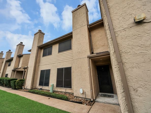 5000 Milwee Street 34, Houston TX 77092