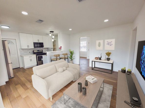 4214 Akard Street, Houston TX 77047