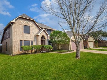 15911 Surrey Woods Drive