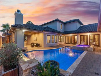 5815 Stratton Woods Drive