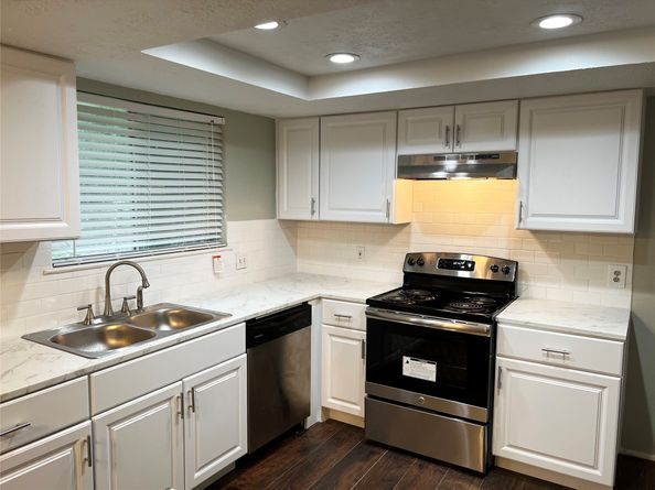 10310 Overview Drive, Sugar Land TX 77498