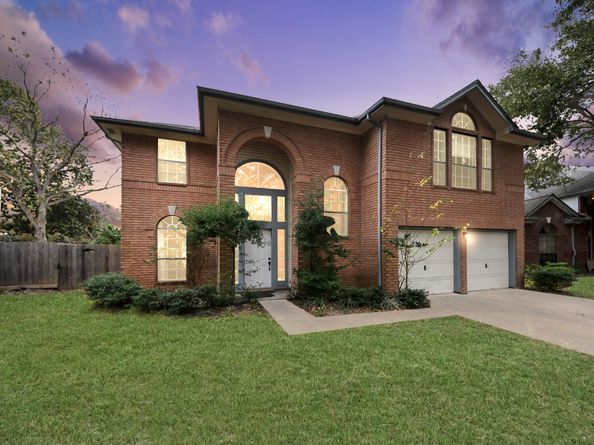 4330 E Meadows Drive, Sugar Land TX 77479