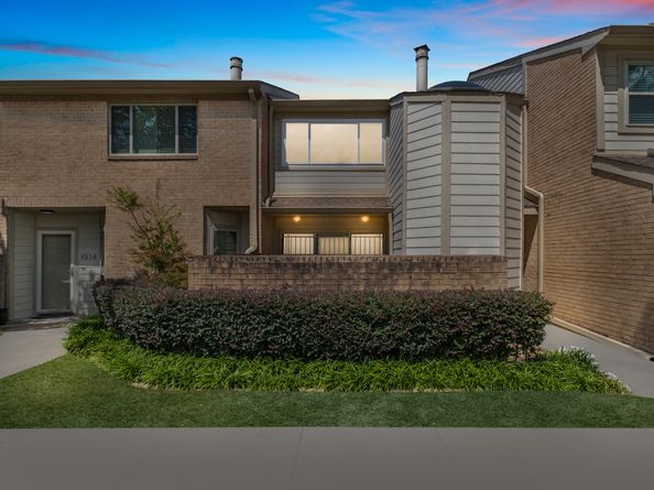 1936 Augusta Drive, Houston TX 77057