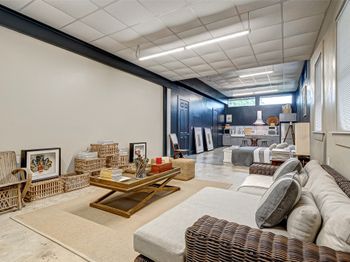 1612 W Alabama Street