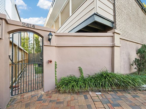 2414 Morse Street, Houston TX 77019