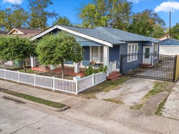 2522 Lidstone Street