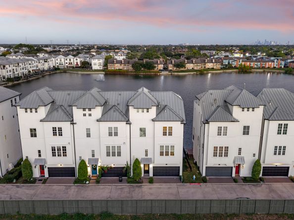 2202 Lakeshore Edge Drive, Houston TX 77080