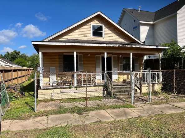 217 N Everton Street, Houston TX 77003
