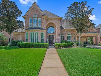 2215 Shade Crest Drive