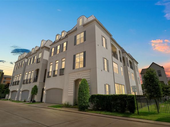 11107 Savannah Oaks Lane, Houston TX 77043