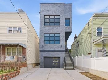 24 West 19th St