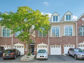 135 Abbie Ct