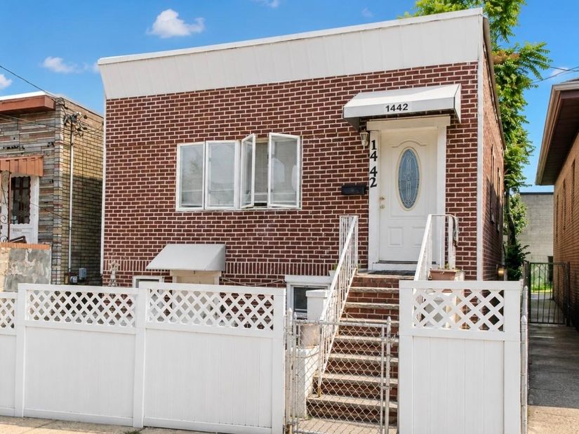 1442 44th St, North Bergen NJ 07047