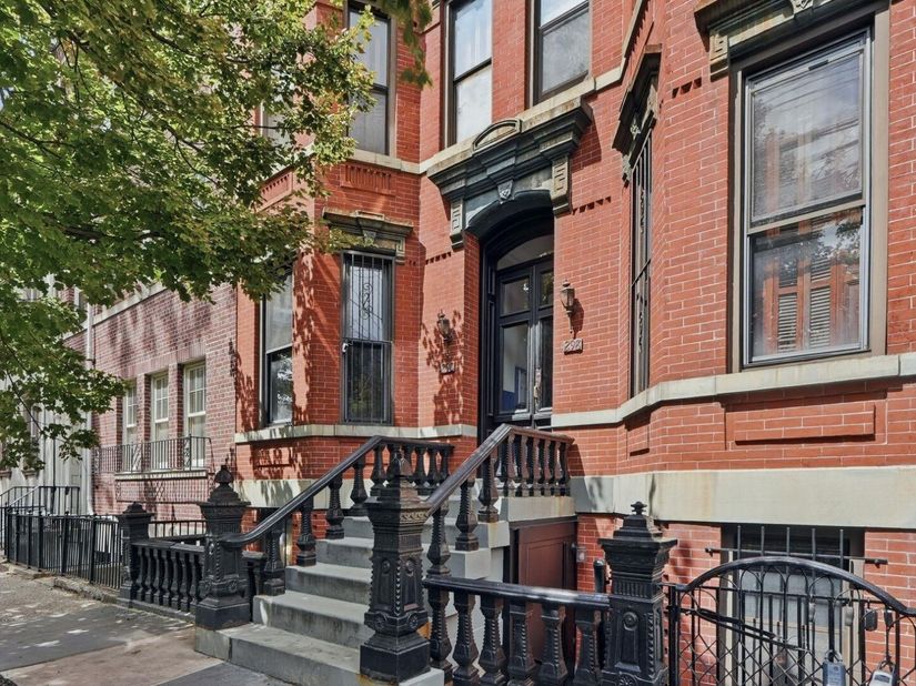 298 2nd St 3L, Jersey City NJ 07302