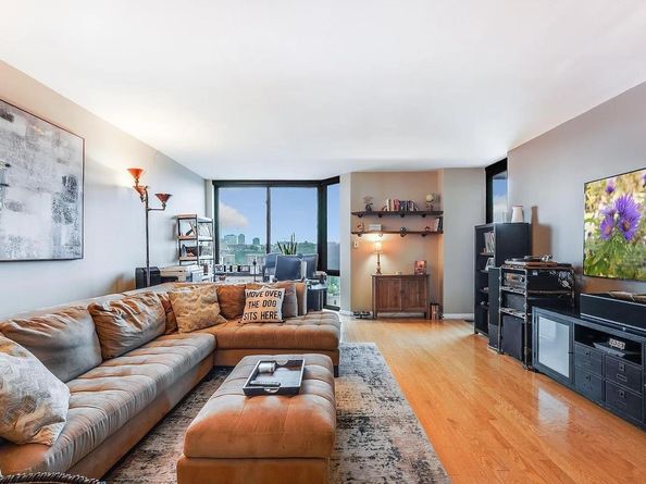 700 Grove St 12D, Jersey City NJ 07310