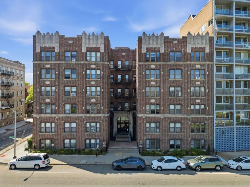 883 Blvd East 1F, Weehawken NJ 07086