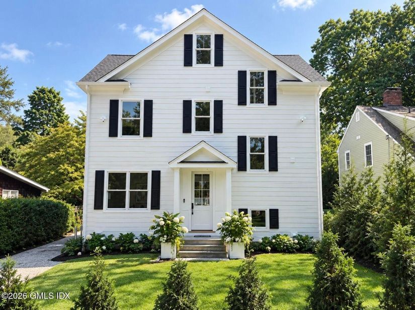 9 Maple Street, Cos Cob CT 06807