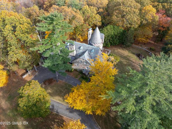 271 Hunting Ridge Road, Stamford CT 06903