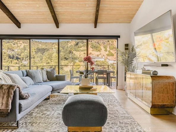 2522 Zorada Drive, Los Angeles CA 90046