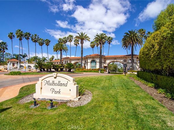 19134 Briarfield Way, Tarzana CA 91356