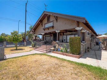 2289 W 29th Place