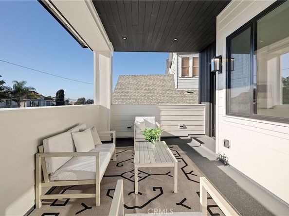 810 El Redondo Avenue, Redondo Beach CA 90277