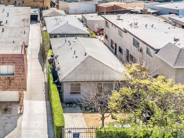 534 Hyde Park, Inglewood CA 90302