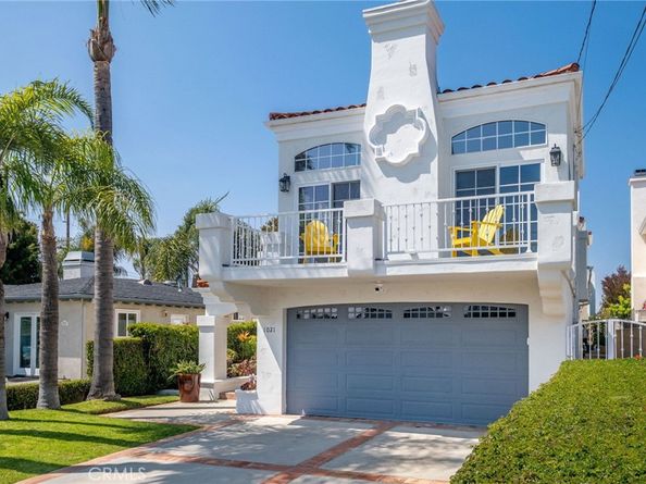 1021 Avenue D, Redondo Beach CA 90277