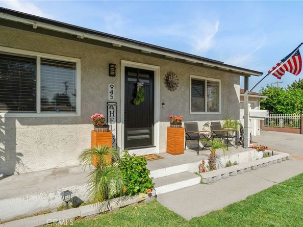 945 E I, Ontario CA 91764