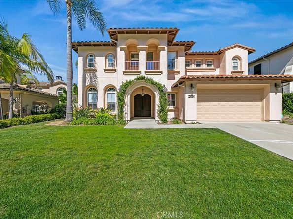 2914 Carrillo Way, Carlsbad CA 92009