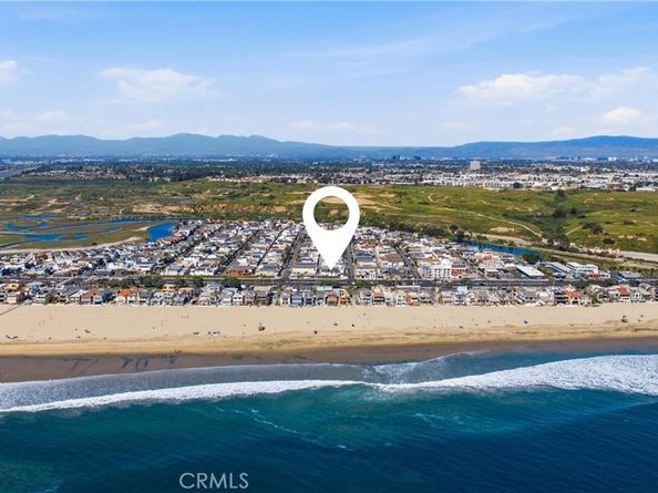 203 Cedar Street A & B, Newport Beach CA 92663